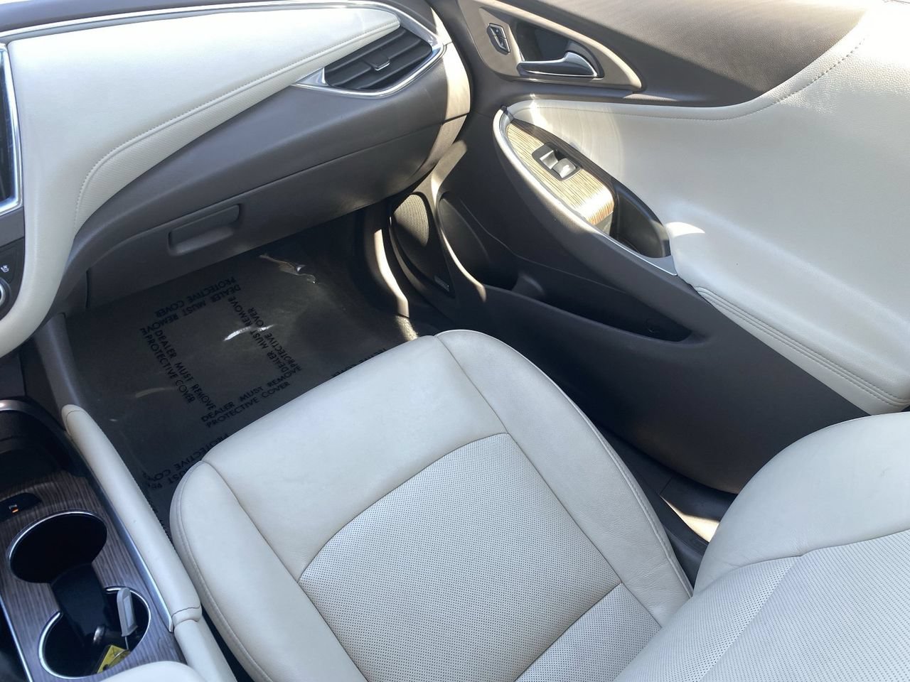 Used 2024 Chevrolet Malibu LT FWD image 18