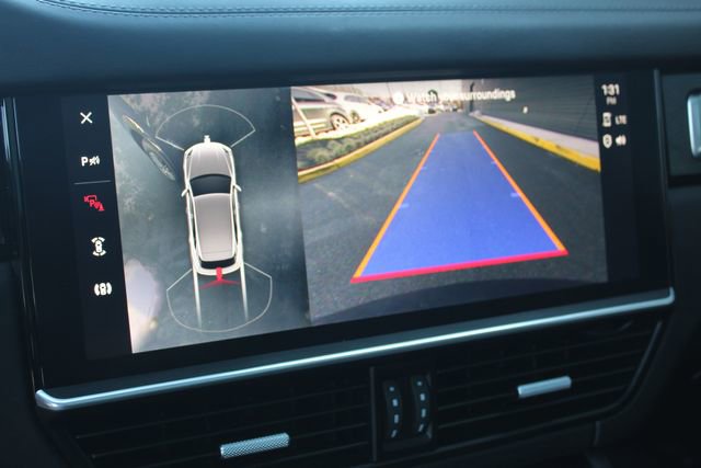 Certified 2023 Porsche Cayenne Platinum Edition w/ Assistance Package image 22