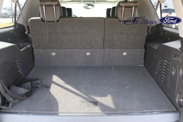 Used 2016 Chevrolet Suburban LT image 10