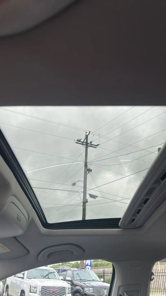 Used 2017 Volkswagen Jetta SEL image 29