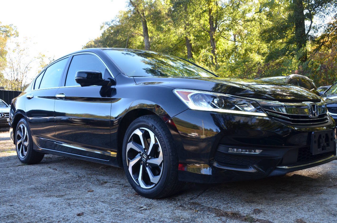Used 2017 Honda Accord EX-L image 5