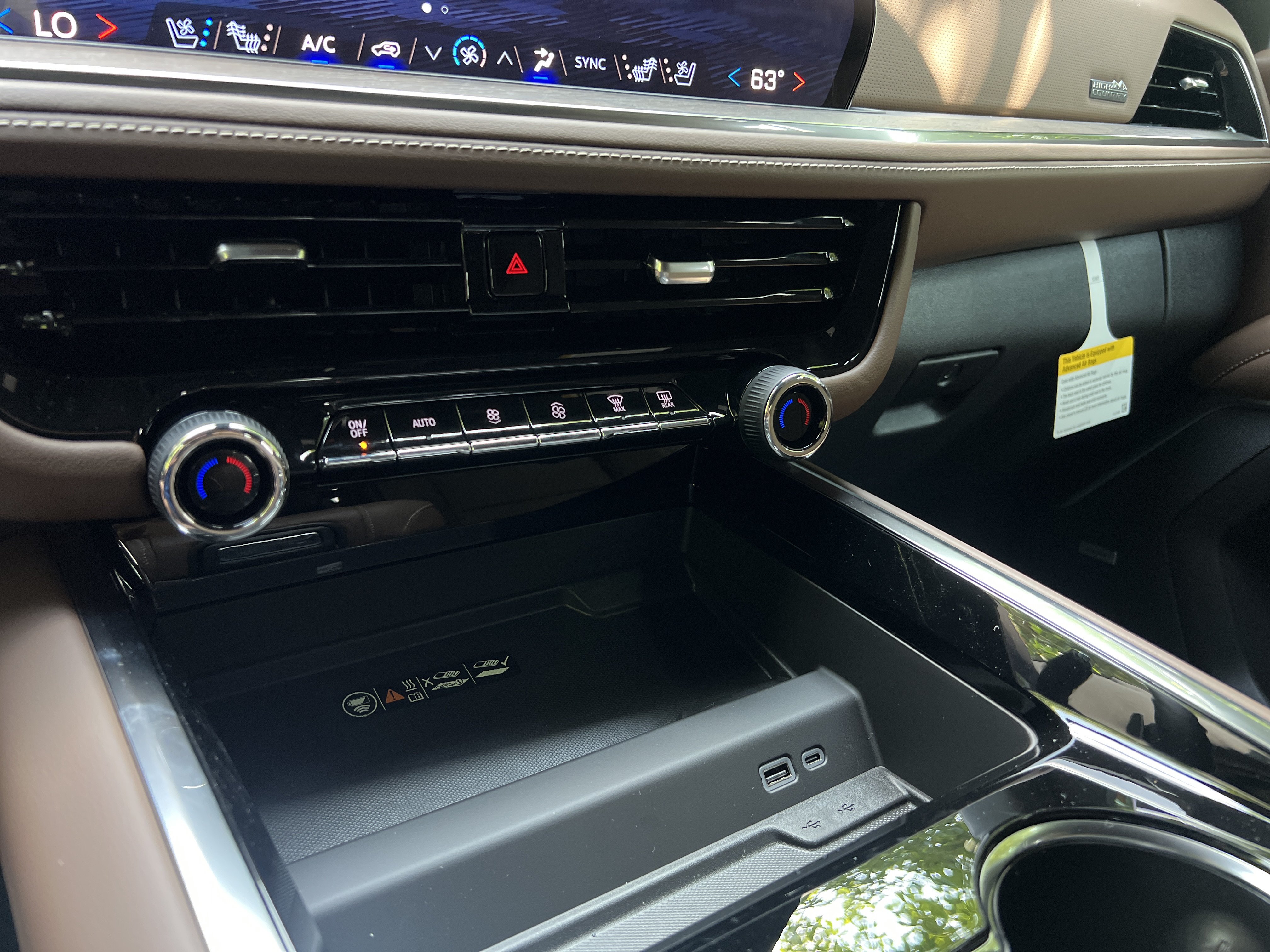 New 2026 Chevrolet Tahoe High Country AWD/4WD image 26