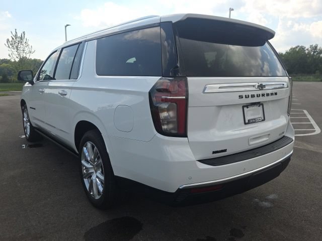 Used 2024 Chevrolet Suburban High Country AWD/4WD image 14