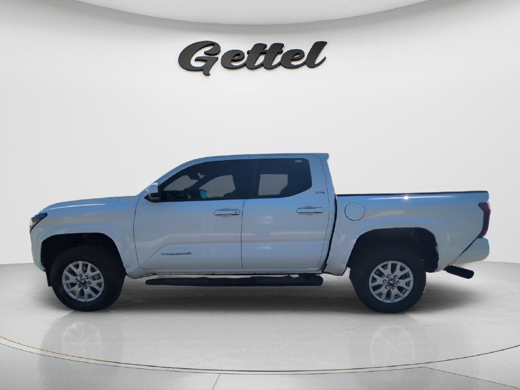 Used 2024 Toyota Tacoma SR5 w/ SR5 Upgrade Package RWD image 7