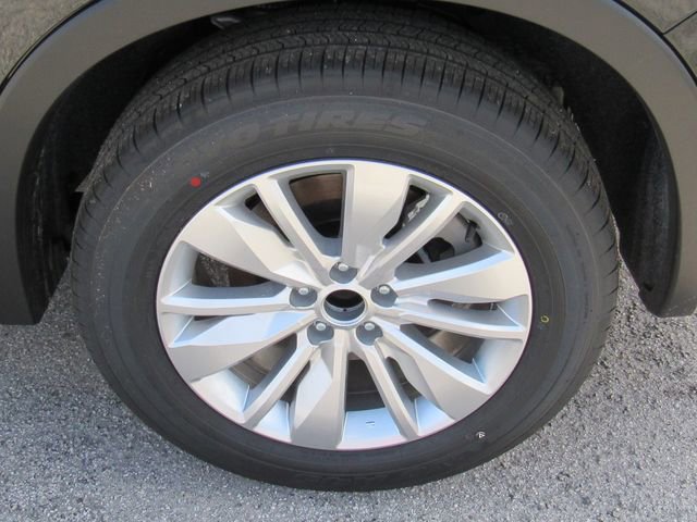 New 2026 Mitsubishi Outlander ES image 12