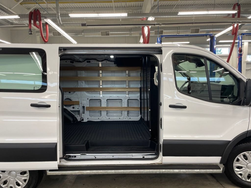 Used 2025 Ford Transit 250 Low Roof w/ Exterior Upgrade Package RWD image 16