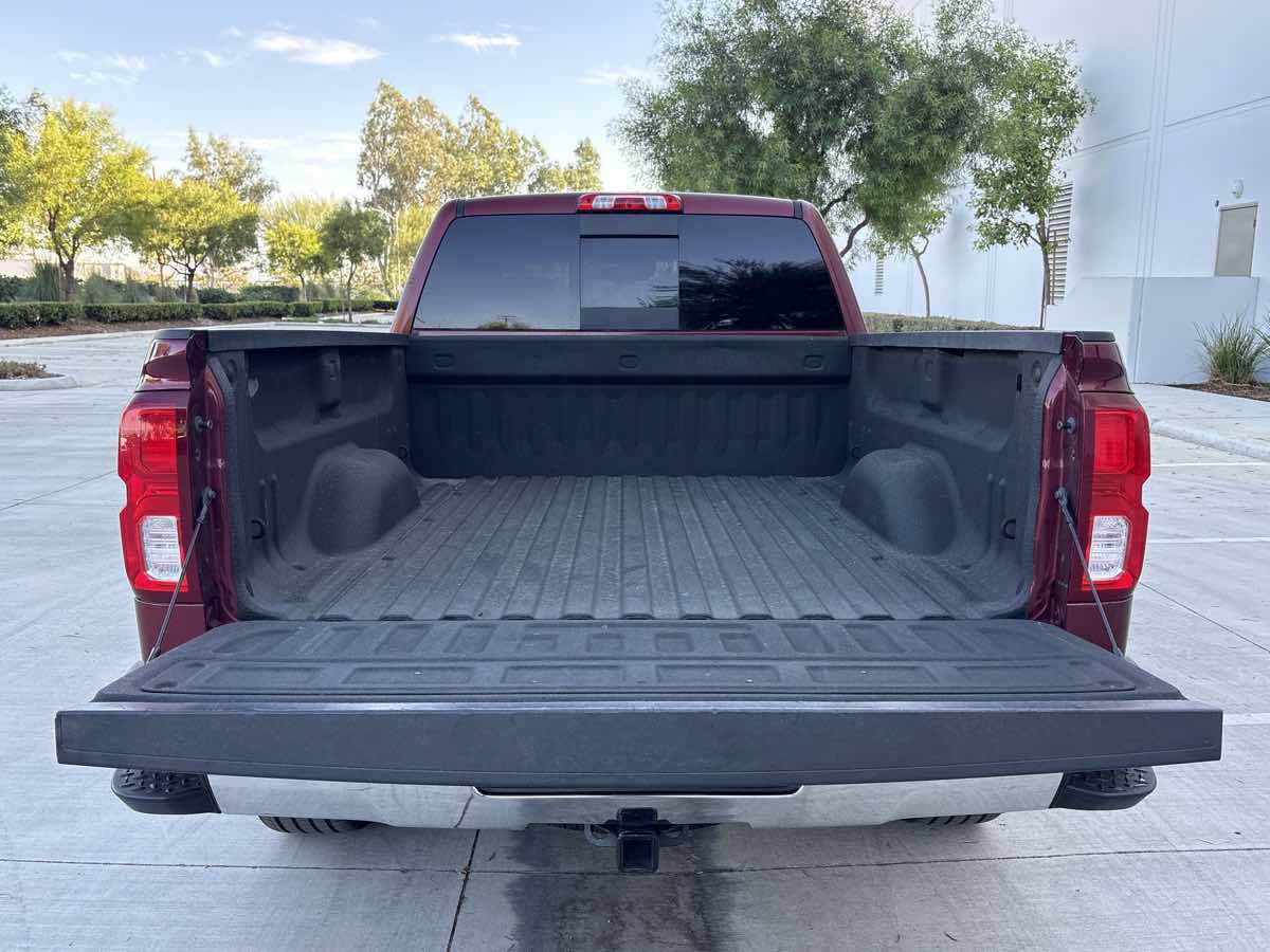 Used 2017 Chevrolet Silverado 1500 LTZ w/ LTZ Plus Package RWD image 10
