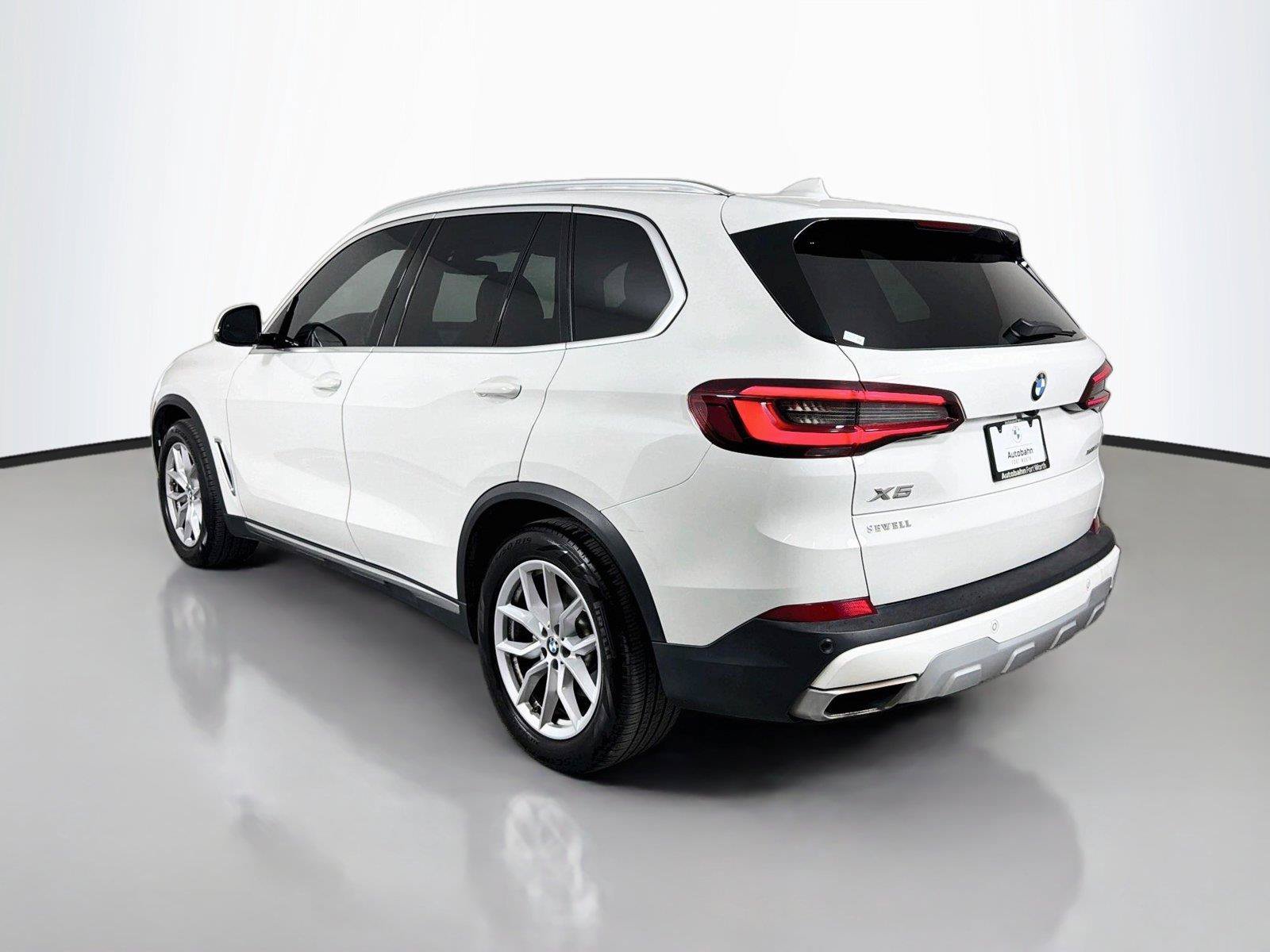Used 2022 BMW X5 xDrive40i w/ Premium Package AWD/4WD image 7