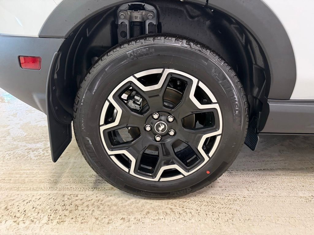 New 2025 Ford Bronco Sport Outer Banks w/ Outer Banks Tech Package+ image 10