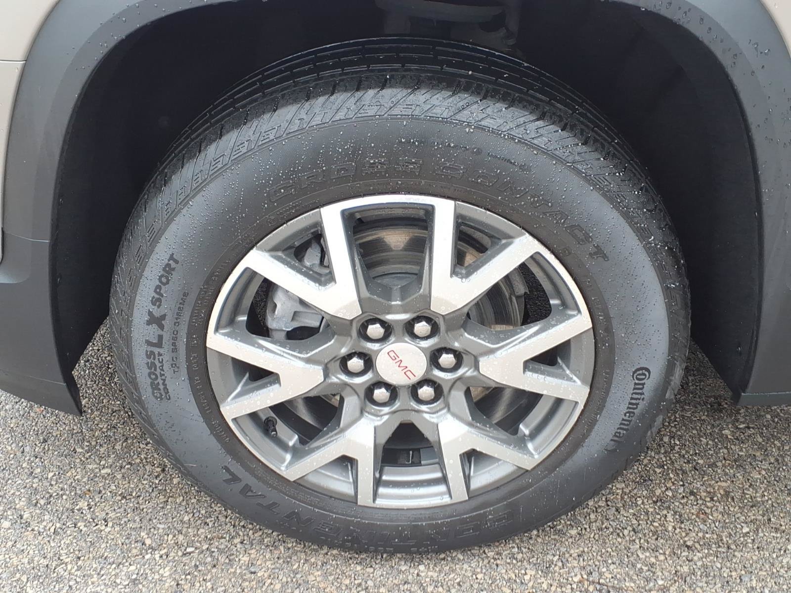 Used 2022 GMC Acadia SLE w/ Driver Convenience Package AWD/4WD image 9