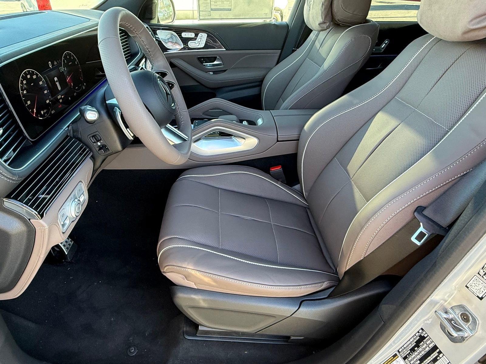 New 2026 Mercedes-Benz GLS 580 4MATIC image 17