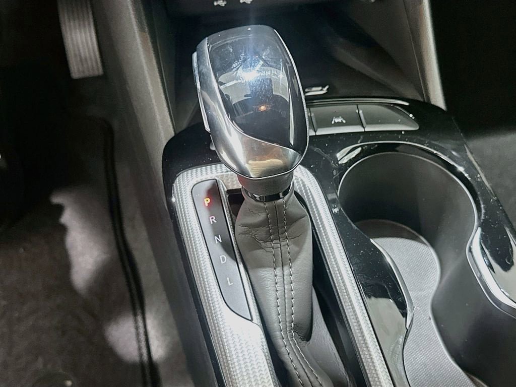 New 2026 Buick Envista Sport Touring FWD image 16