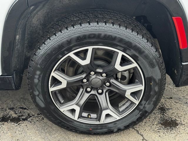 Used 2024 Jeep Wagoneer Series III image 11