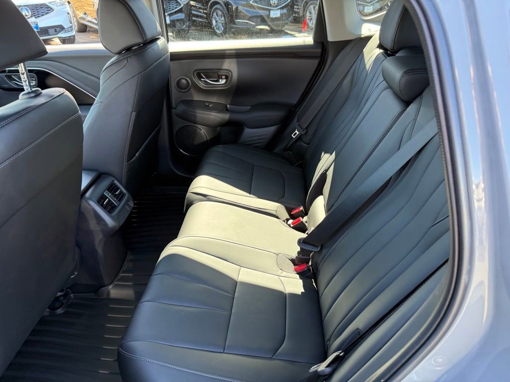 Certified 2025 Acura ADX AWD image 18