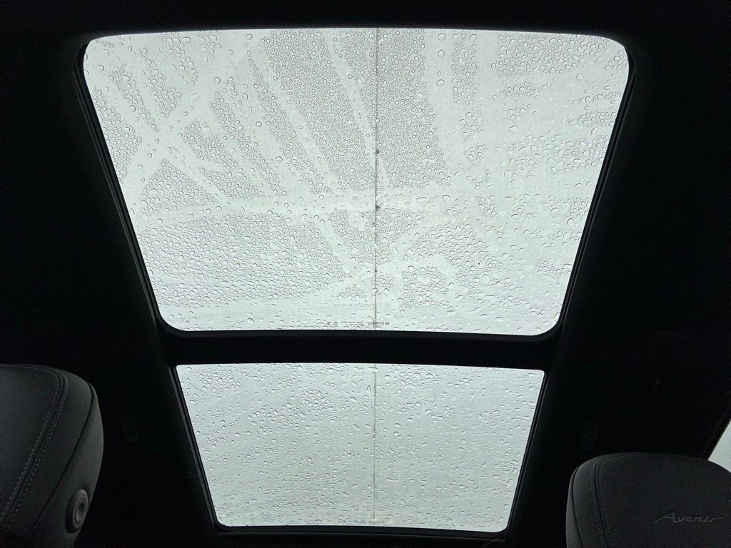 New 2026 Buick Enclave Avenir w/ Super Cruise Package image 4