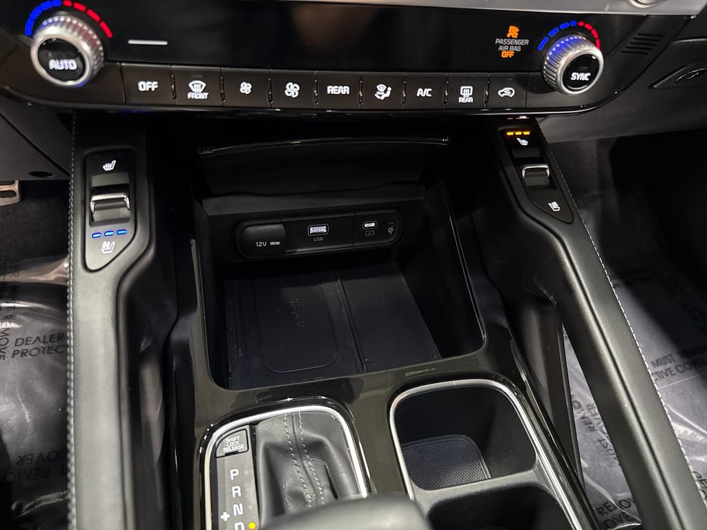 Used 2025 Kia Telluride SX w/ SX Captain's Chair Package AWD/4WD image 22