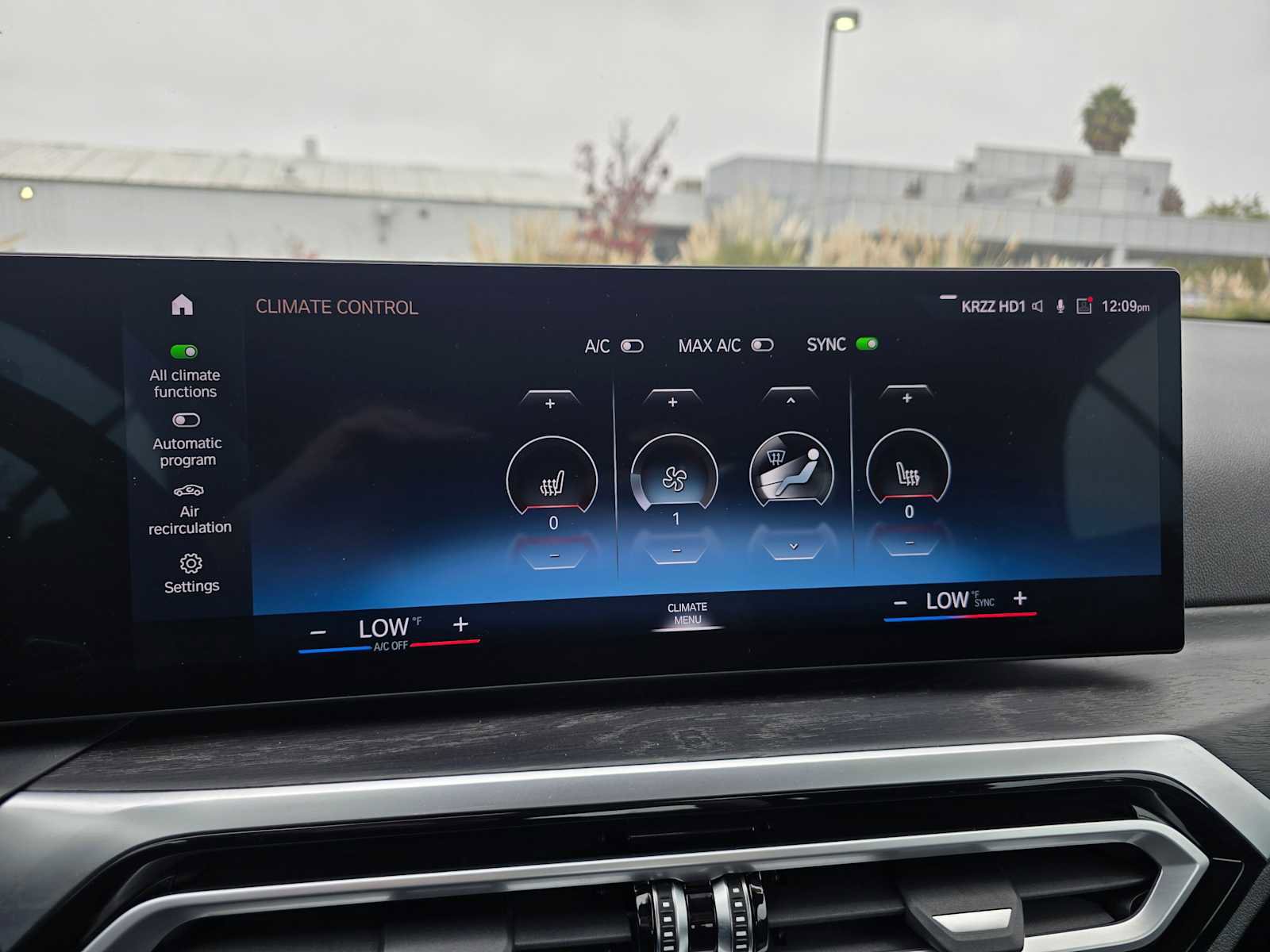 Used 2024 BMW 430i Convertible image 24