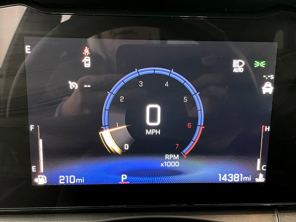 Certified 2024 Chevrolet Trax ACTIV w/ Sunroof Package image 28