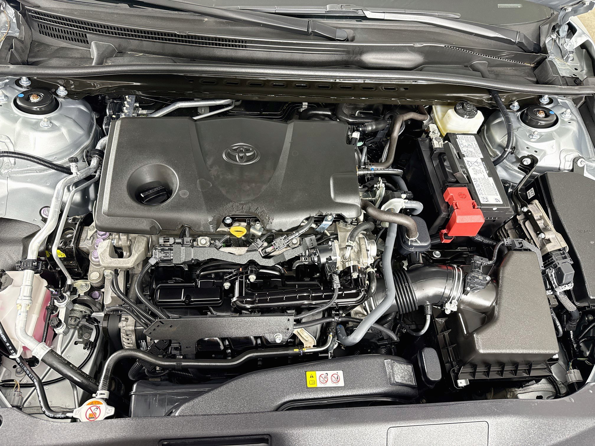 Used 2024 Toyota Camry SE FWD image 30