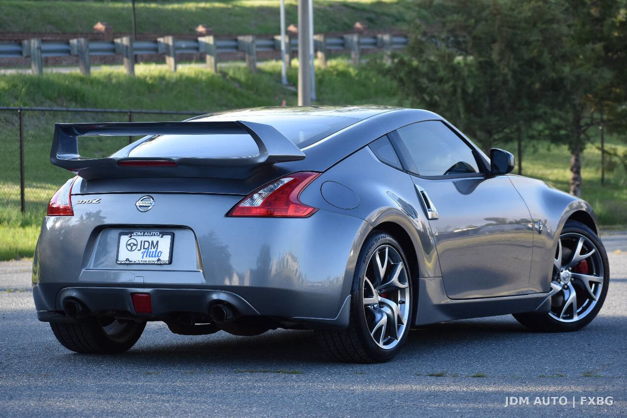 Used 2014 Nissan 370Z Coupe w/ Sport Package RWD image 5