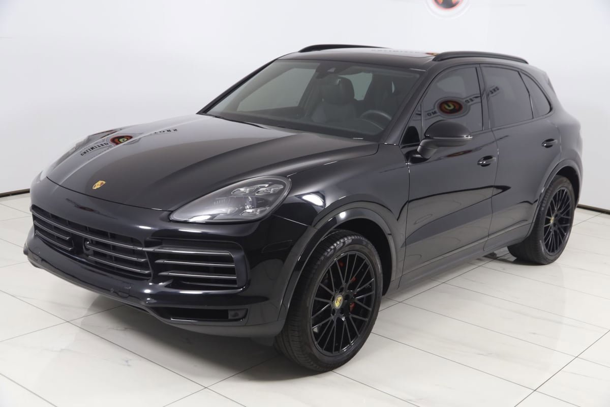 Used 2022 Porsche Cayenne AWD/4WD image 26