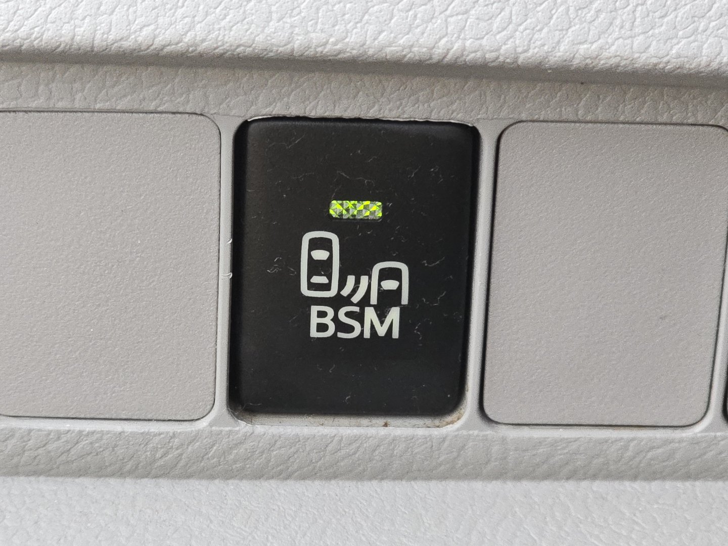 Used 2017 Toyota Sienna XLE FWD image 9