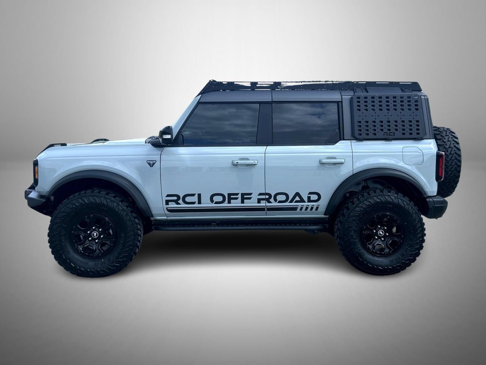 Used 2021 Ford Bronco First Edition AWD/4WD image 8
