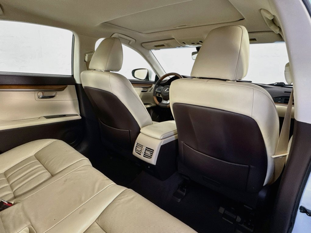 Used 2017 Lexus ES 300h w/ Luxury Package FWD image 27