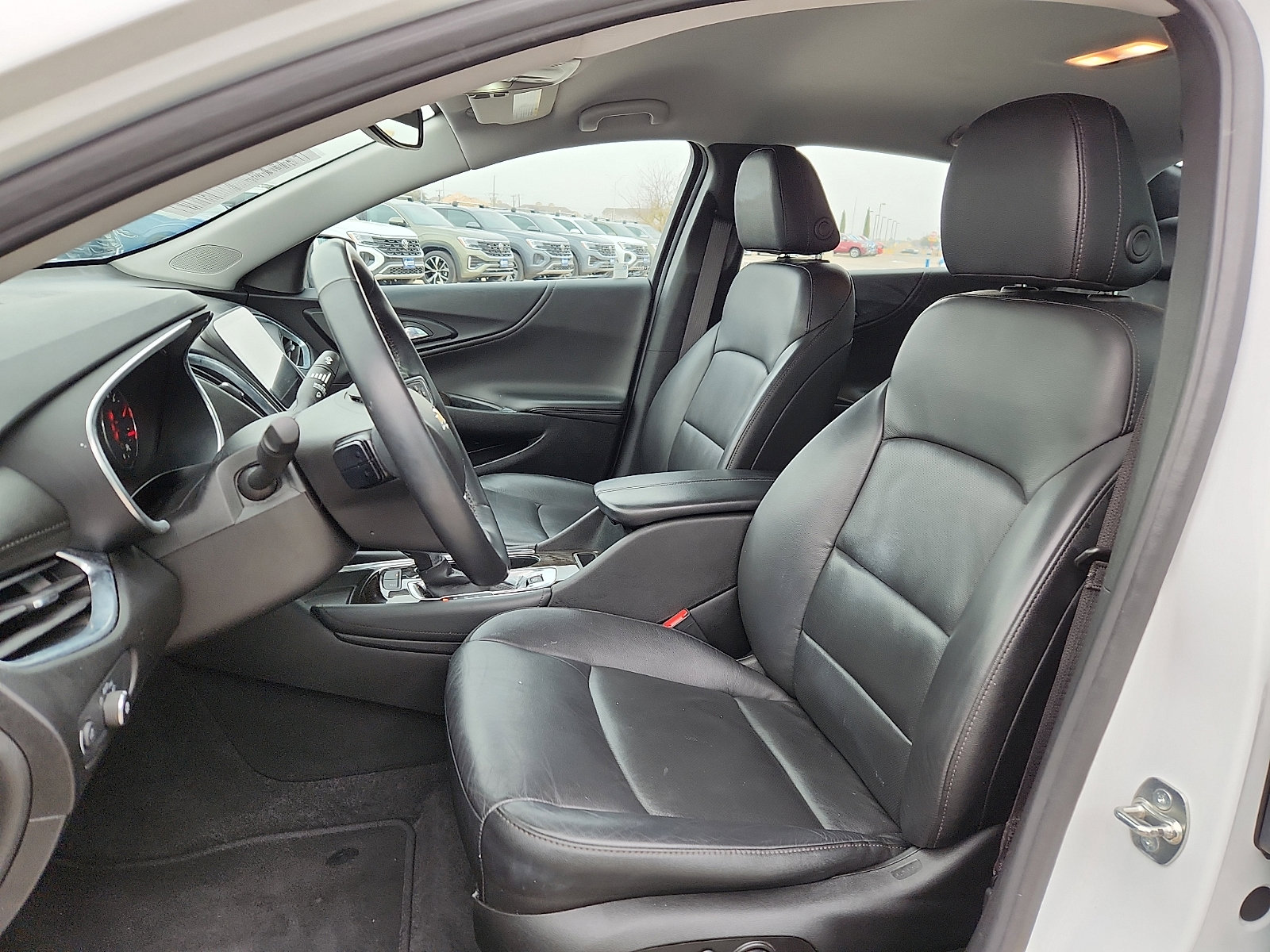 Used 2024 Chevrolet Malibu LT image 12