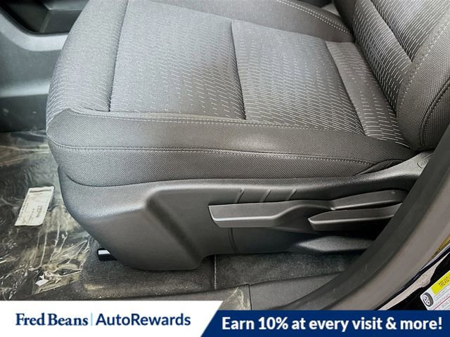 New 2026 Chevrolet Equinox LT w/ Safety and Technology Package FWD image 22