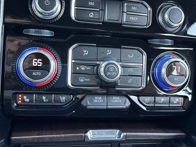 Used 2023 GMC Yukon Denali Ultimate image 42