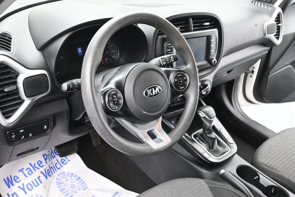 Used 2021 Kia Soul S FWD image 13