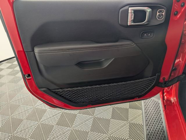 Certified 2022 Jeep Wrangler Unlimited Sahara image 10