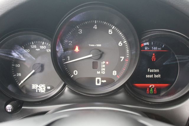 Certified 2023 Porsche Macan Base image 20