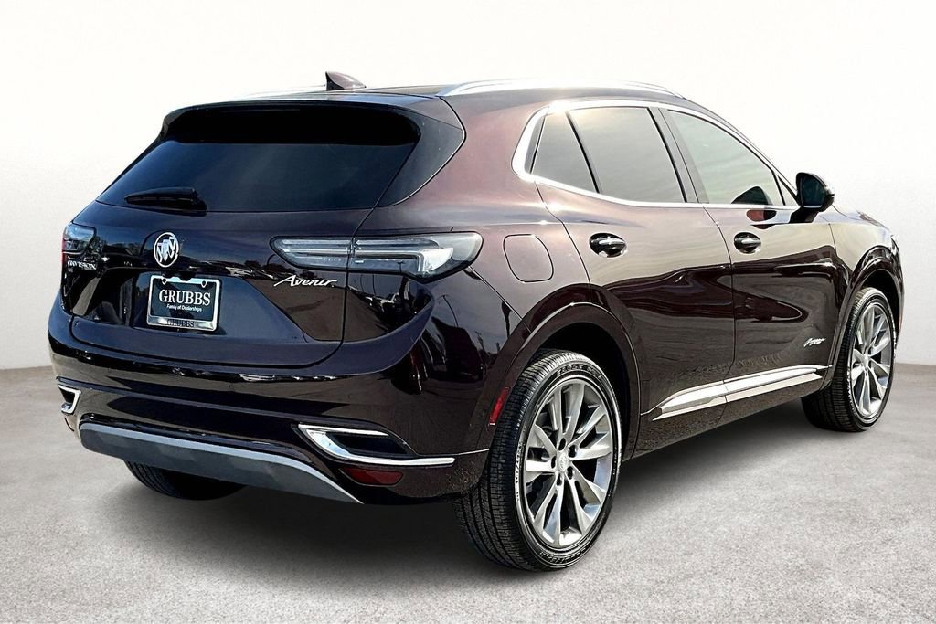 Used 2021 Buick Envision Avenir image 2