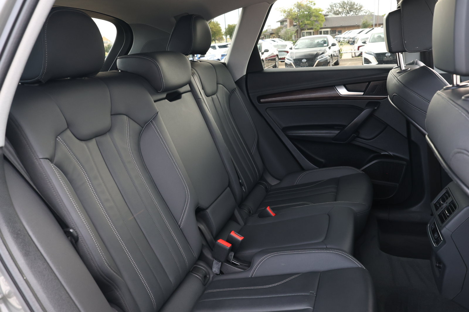 Used 2024 Audi Q5 2.0T Premium Plus AWD/4WD image 32