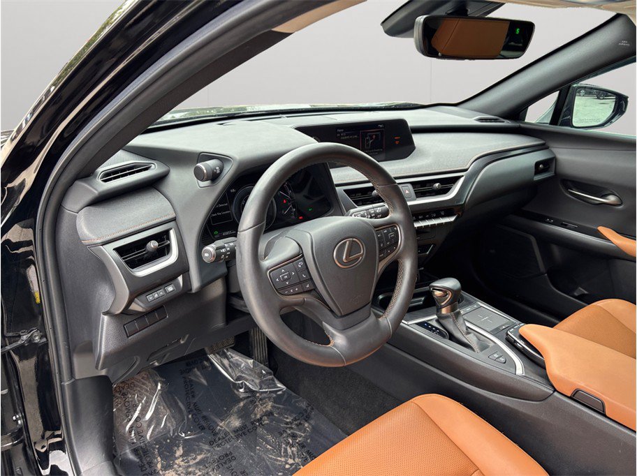 Used 2021 Lexus UX 250h w/ Premium Package AWD/4WD image 6
