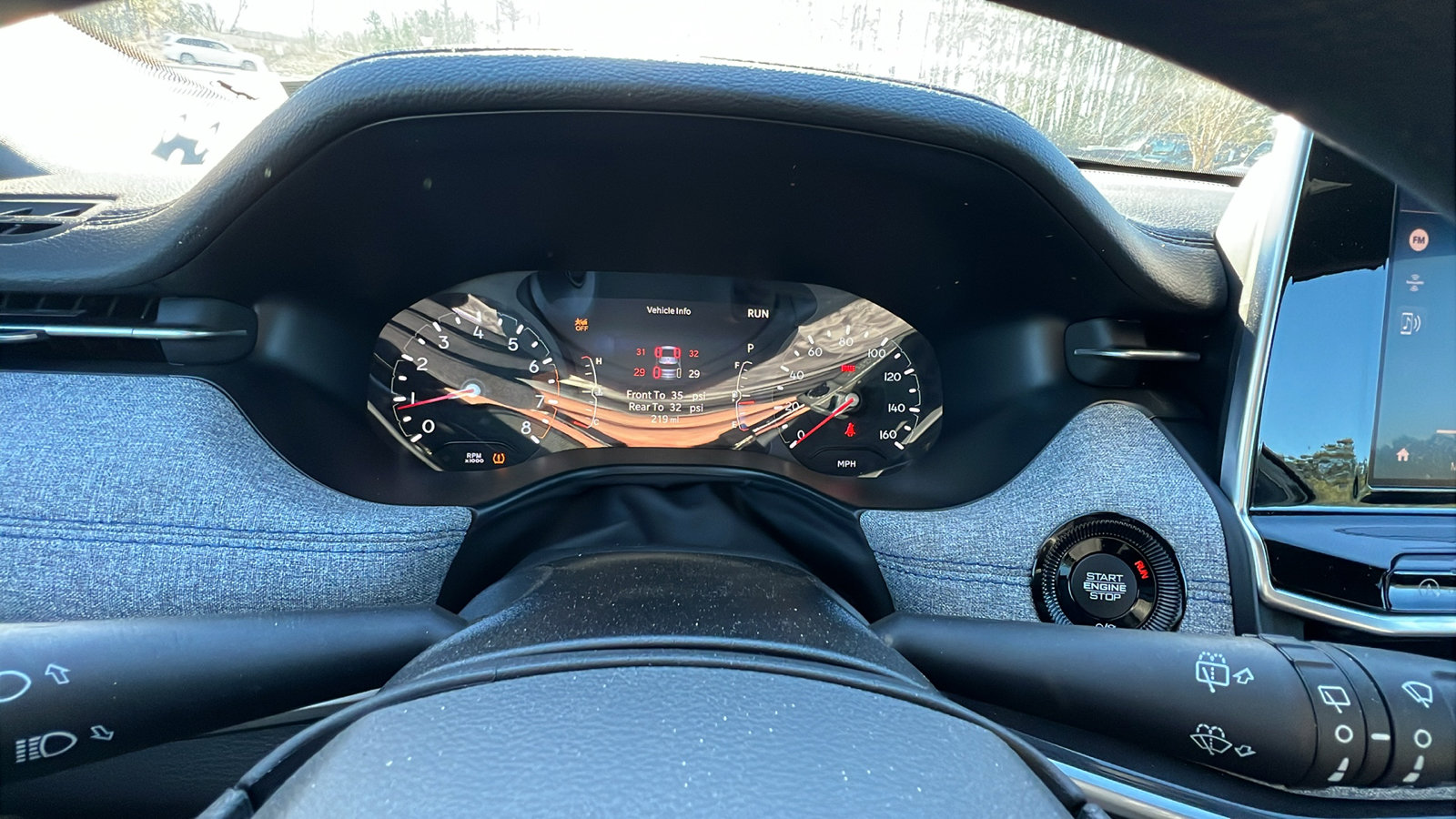 Certified 2025 Jeep Compass Sport image 28