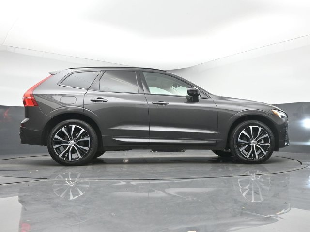 Used 2024 Volvo XC60 B5 Plus w/ Protection Package Premier AWD/4WD image 42