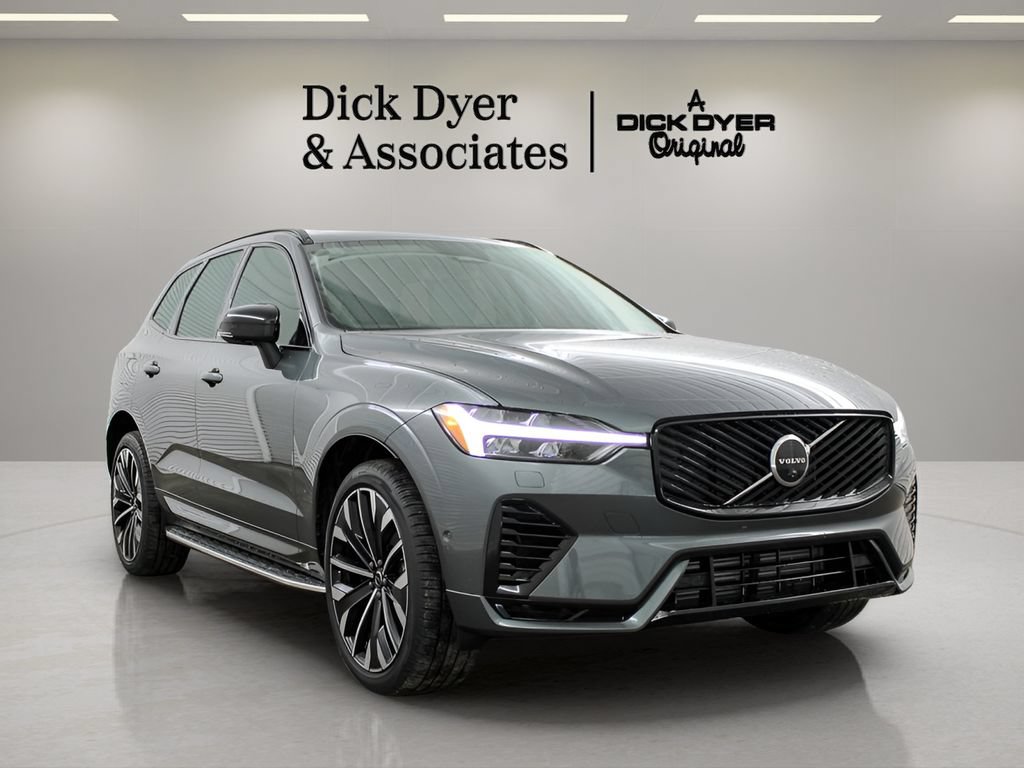 Certified 2026 Volvo XC60 T8 Ultra w/ Protection Package Premier AWD/4WD image 3