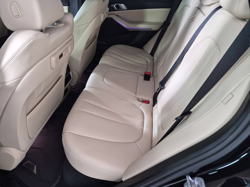 Used 2022 BMW X5 sDrive40i w/ Premium Package RWD image 26