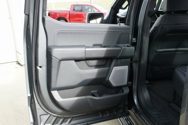 New 2025 Ford F150 Lariat w/ Equipment Group 502A High image 30