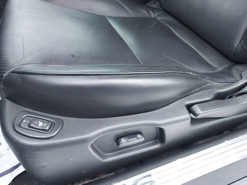 Used 2008 Pontiac G6 GT w/ Premium Package FWD image 18