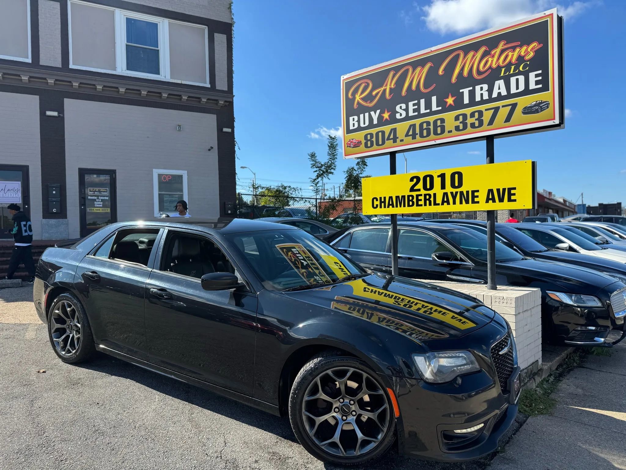 Used 2017 Chrysler 300 S w/ S Model Appearance Package image 32