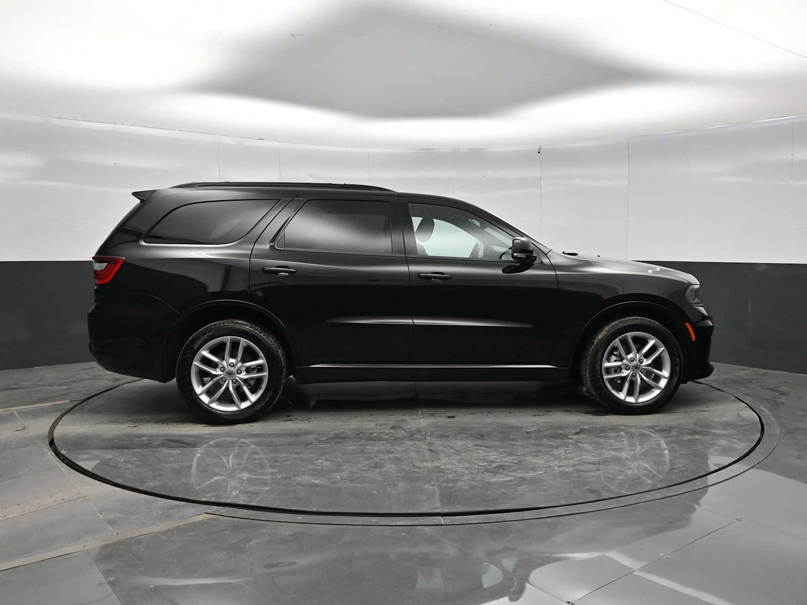 Used 2024 Dodge Durango GT AWD/4WD image 9