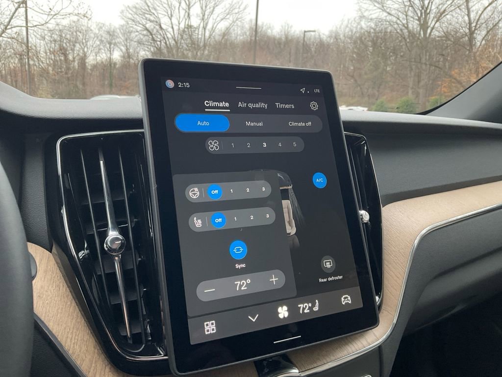 New 2026 Volvo XC60 B5 Plus w/ Protection Package Premier image 23