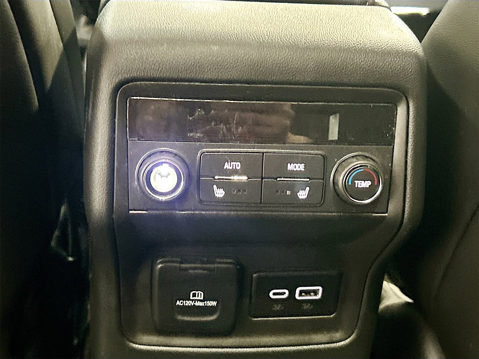 Used 2023 GMC Acadia Denali w/ Denali Technology Package image 27