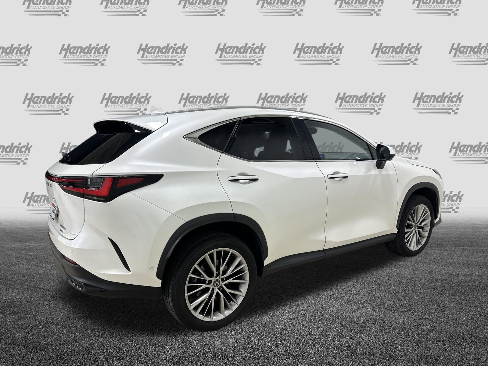 Used 2024 Lexus NX 350h AWD w/ Vision Package image 10