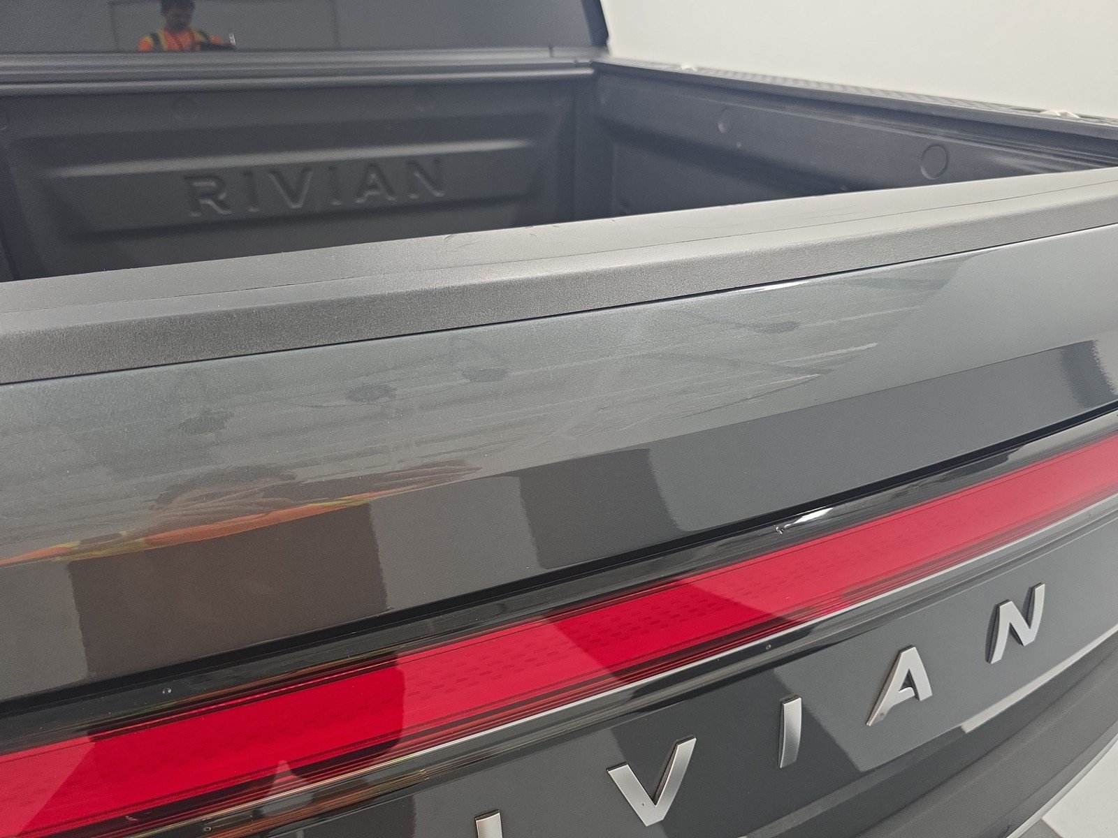Used 2024 Rivian R1T Adventure AWD/4WD image 34