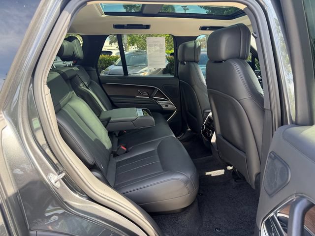 Used 2023 Land Rover Range Rover SE AWD/4WD image 17